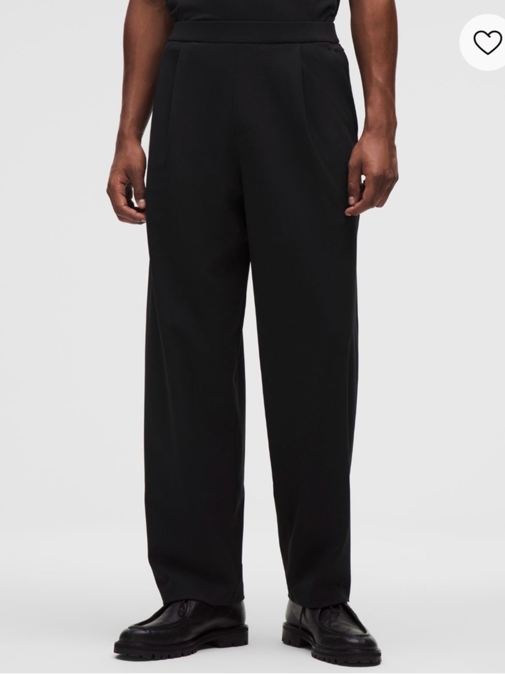 NEW - Men's Daydrift Relaxed-Fit Pleated
Trouser Tall